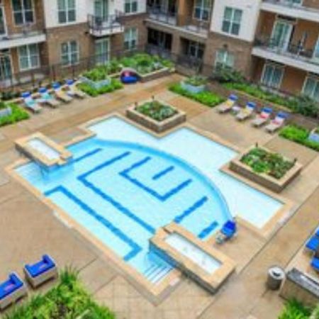 Elite Downtown Poolside Oasis Apartment Houston Exterior photo