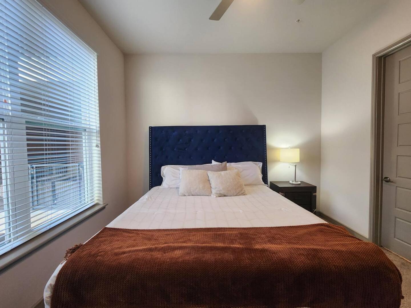 Elite Downtown Poolside Oasis Apartment Houston Exterior photo
